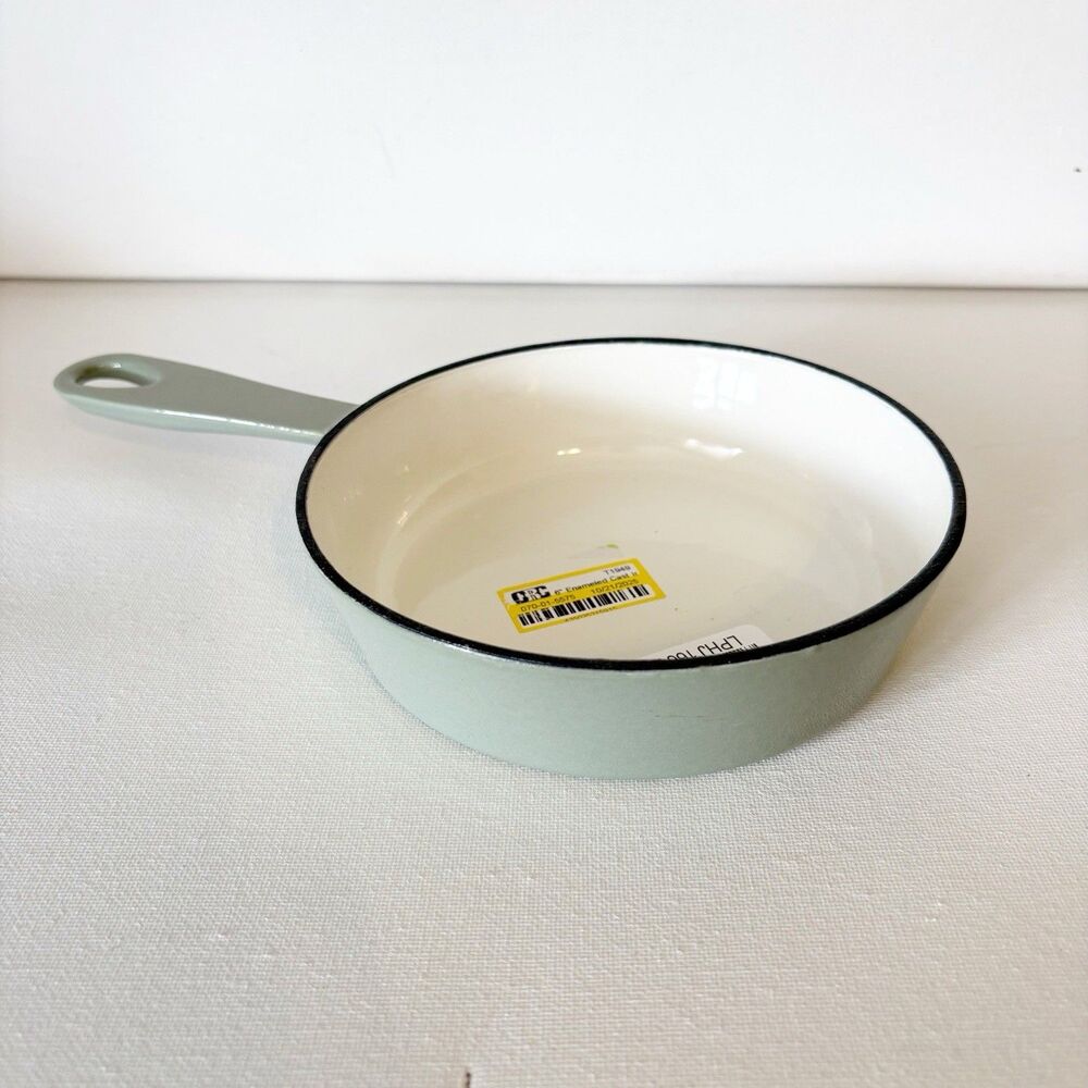 Figmint Target 6” Enameled Cast Iron Skillet NWT Sage Green & Cream